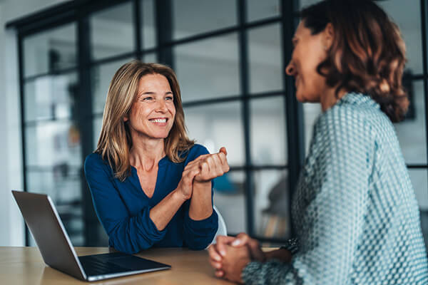 When Should You Use IT Consultants Instead of Hiring Full-Time?